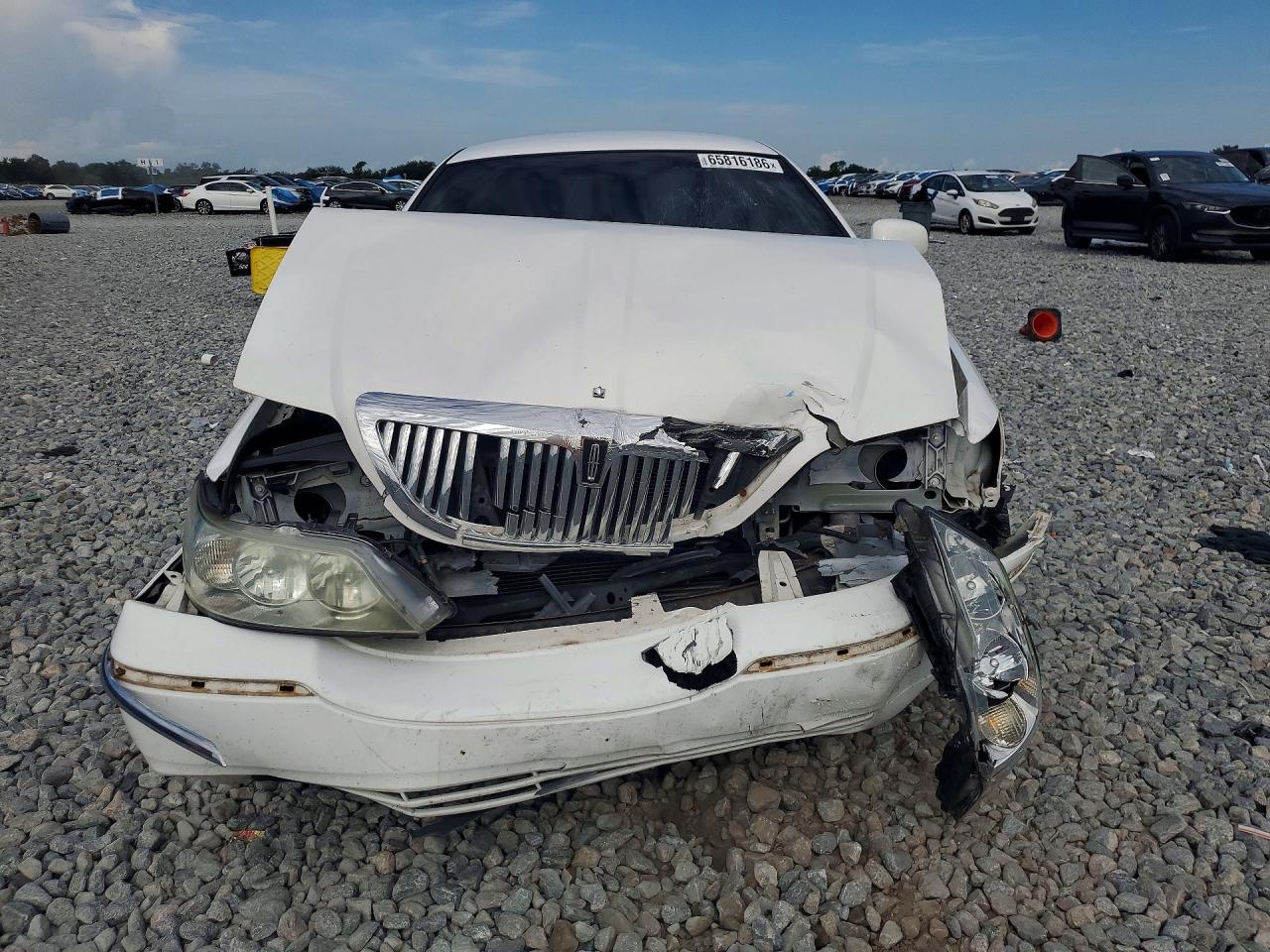 2LNHM82V99X621357 · 2009 LINCOLN TOWN CAR · 5/12