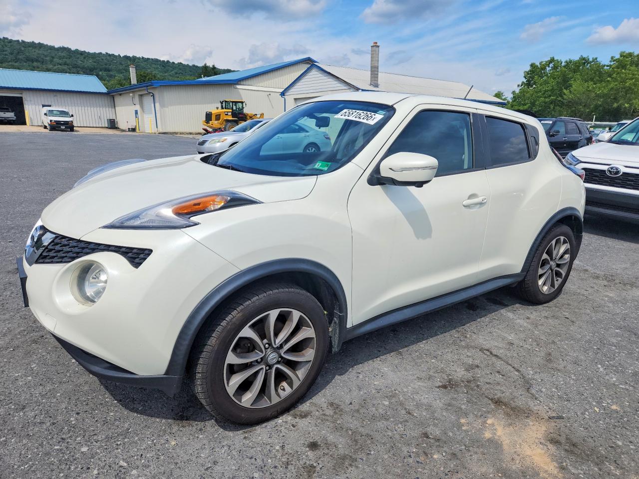 JN8AF5MV3HT750724 · 2017 NISSAN JUKE