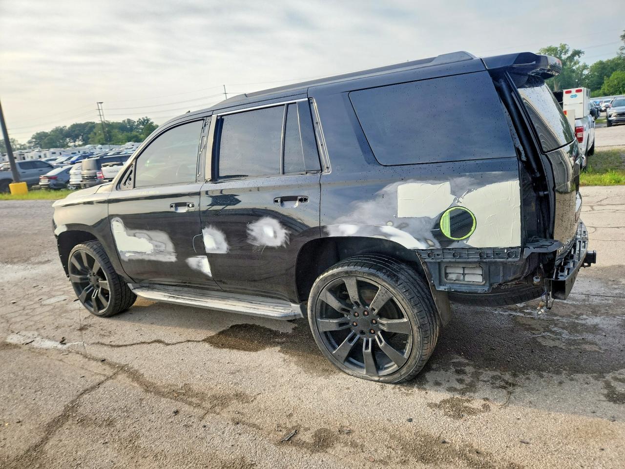 1GNSKBKC3FR249054 · 2015 CHEVROLET TAHOE · 2/14
