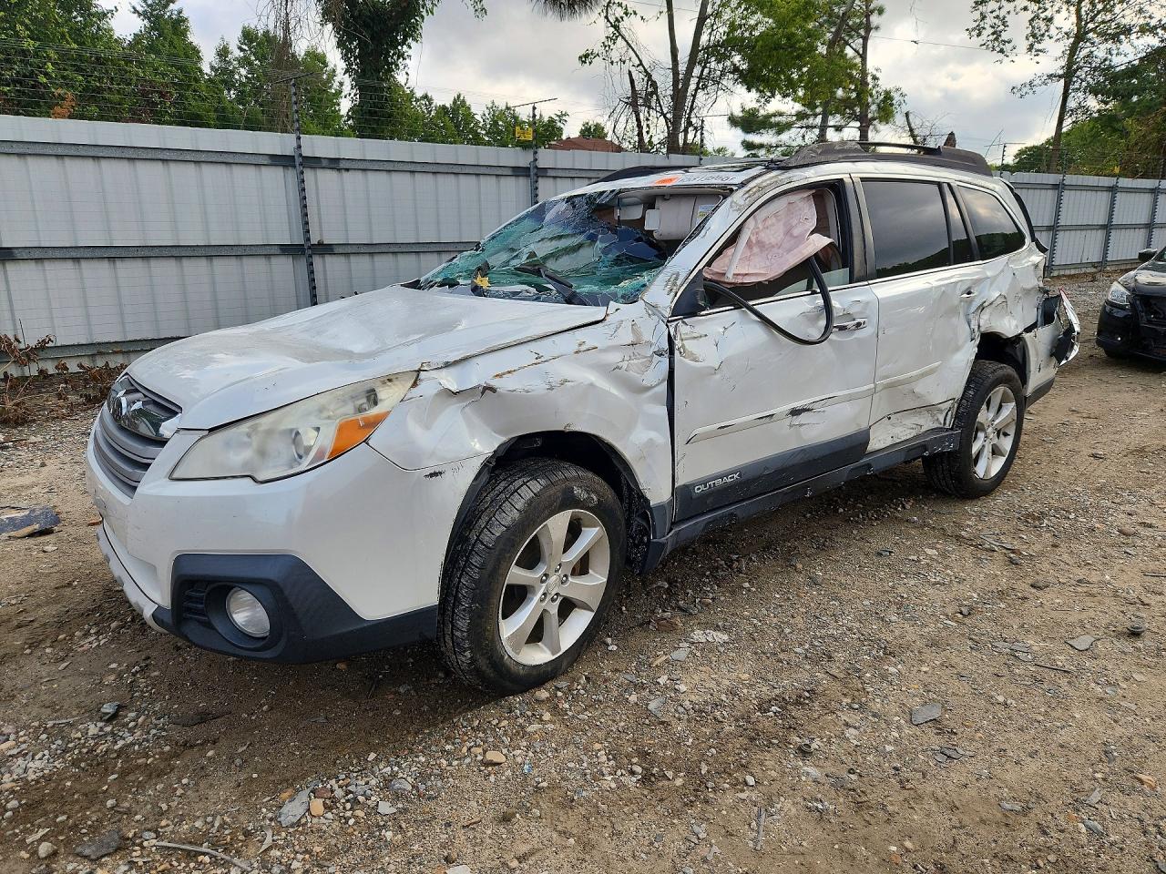 4S4BRCLC2D3296239 · 2013 SUBARU OUTBACK