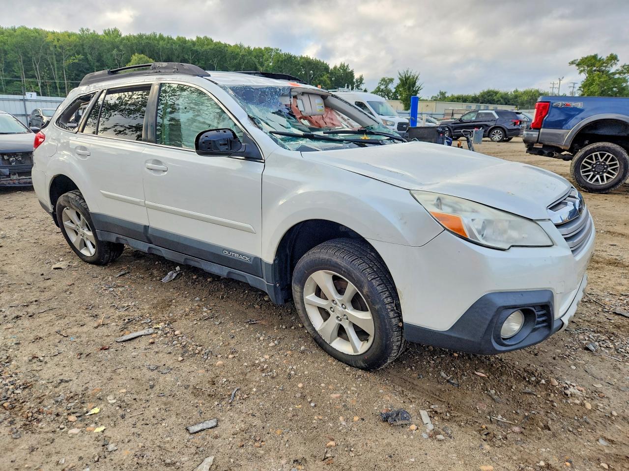 4S4BRCLC2D3296239 · 2013 SUBARU OUTBACK · 4/13
