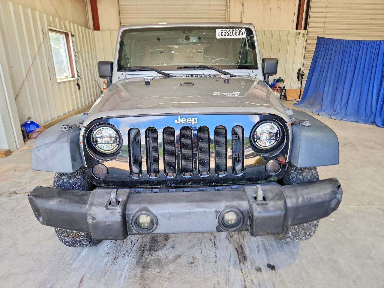 1C4BJWDG3GL188490 · 2016 JEEP WRANGLER UNLIMITED · 5/12