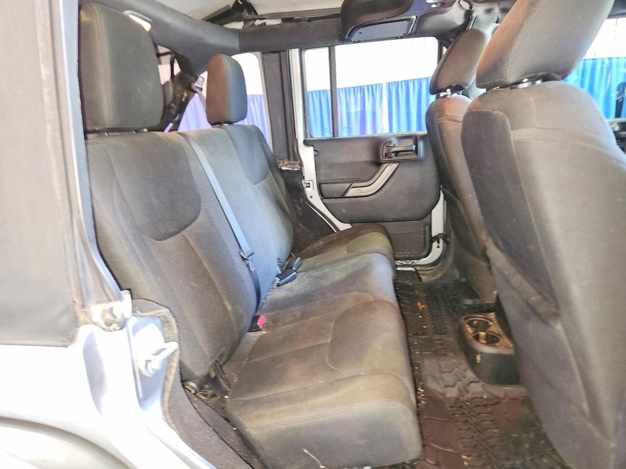 1C4BJWDG3GL188490 · 2016 JEEP WRANGLER UNLIMITED · 10/12