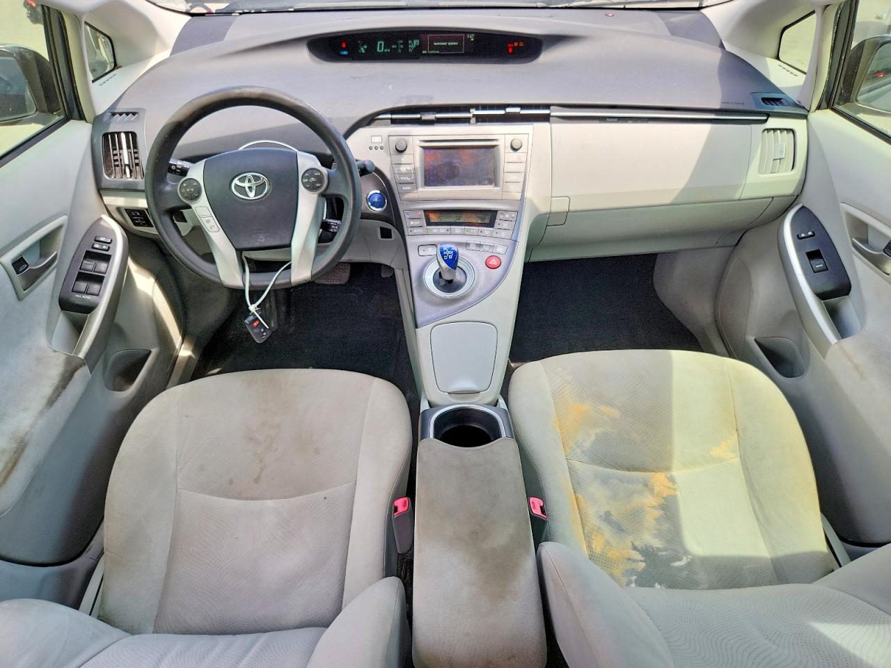 JTDKN3DU1D1621854 · 2013 TOYOTA PRIUS · 8/12