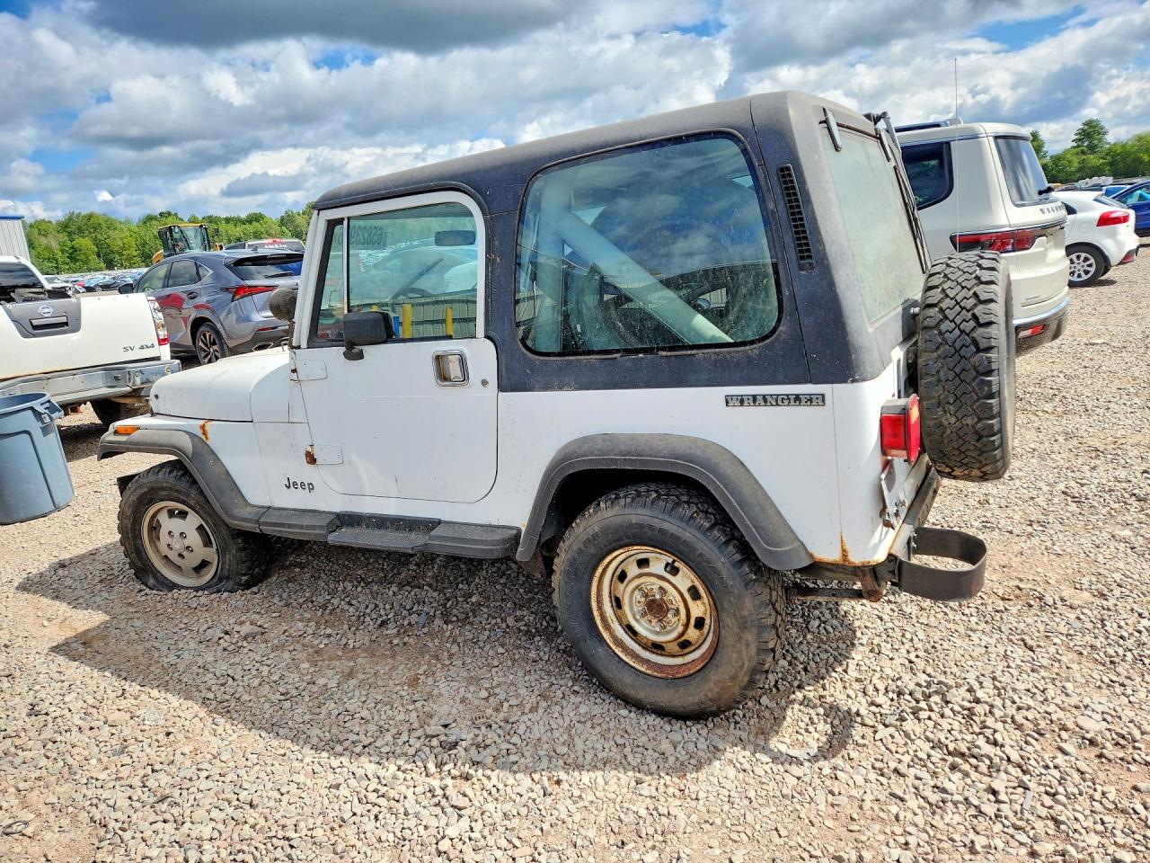 2J4FY29T2LJ534583 · 1990 JEEP WRANGLER / YJ · 2/12