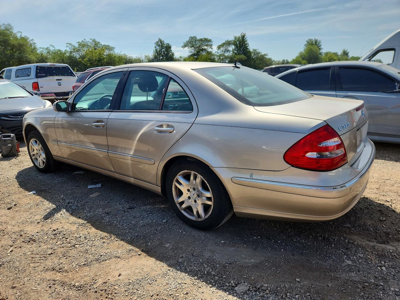 WDBUF65J64A509318 · 2004 MERCEDES-BENZ E · 2/12