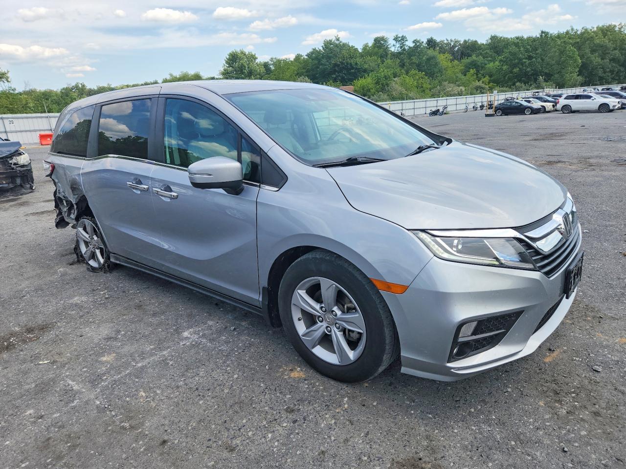 5FNRL6H74KB004320 · 2019 HONDA ODYSSEY · 4/13