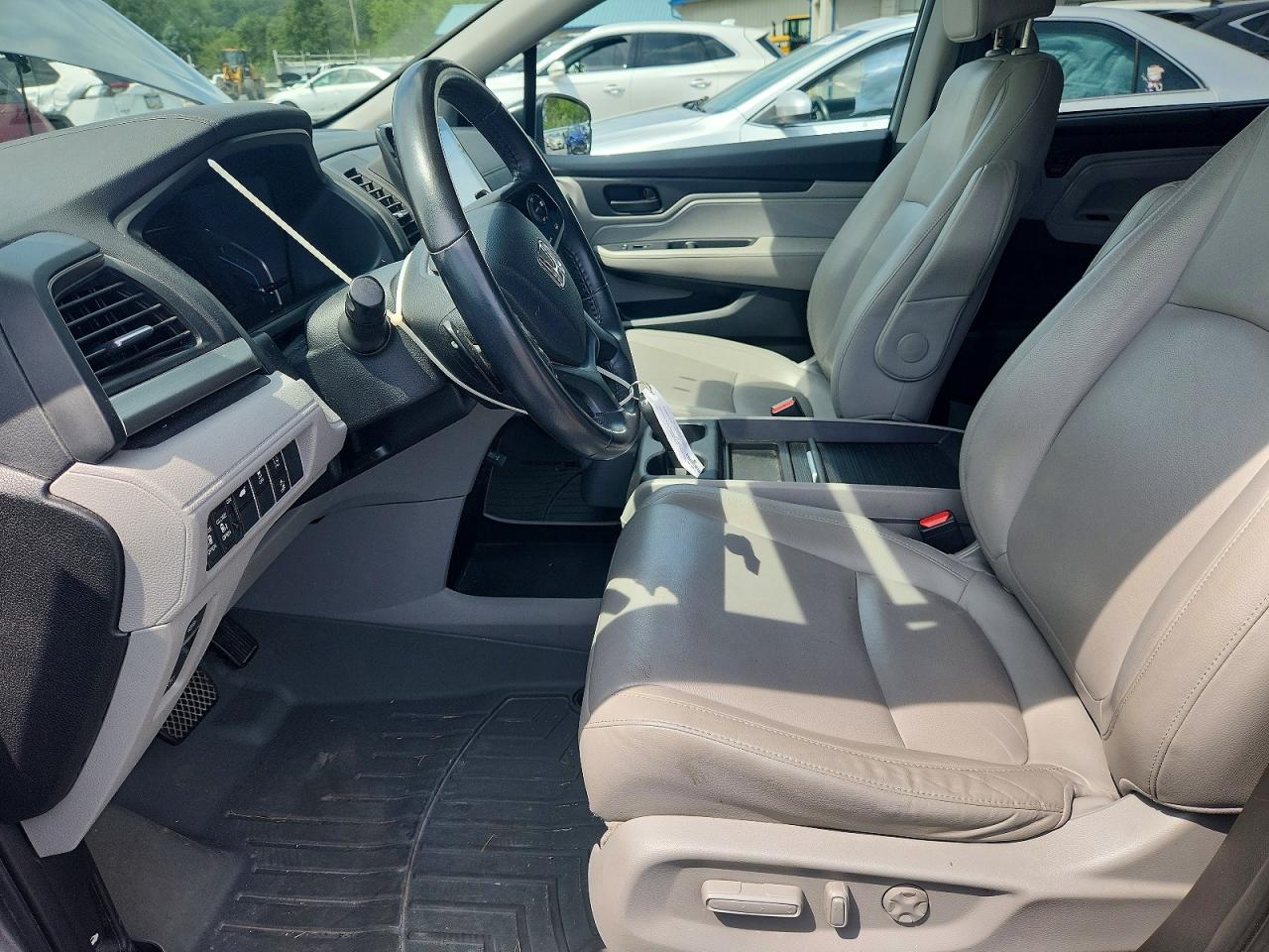 5FNRL6H74KB004320 · 2019 HONDA ODYSSEY · 7/13