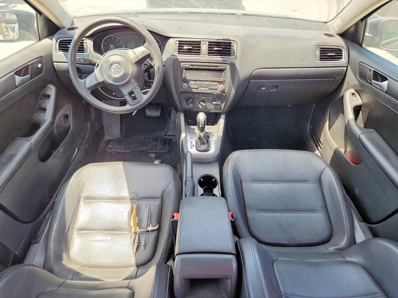 3VWD17AJ4EM392707 · 2014 VOLKSWAGEN JETTA · 8/12