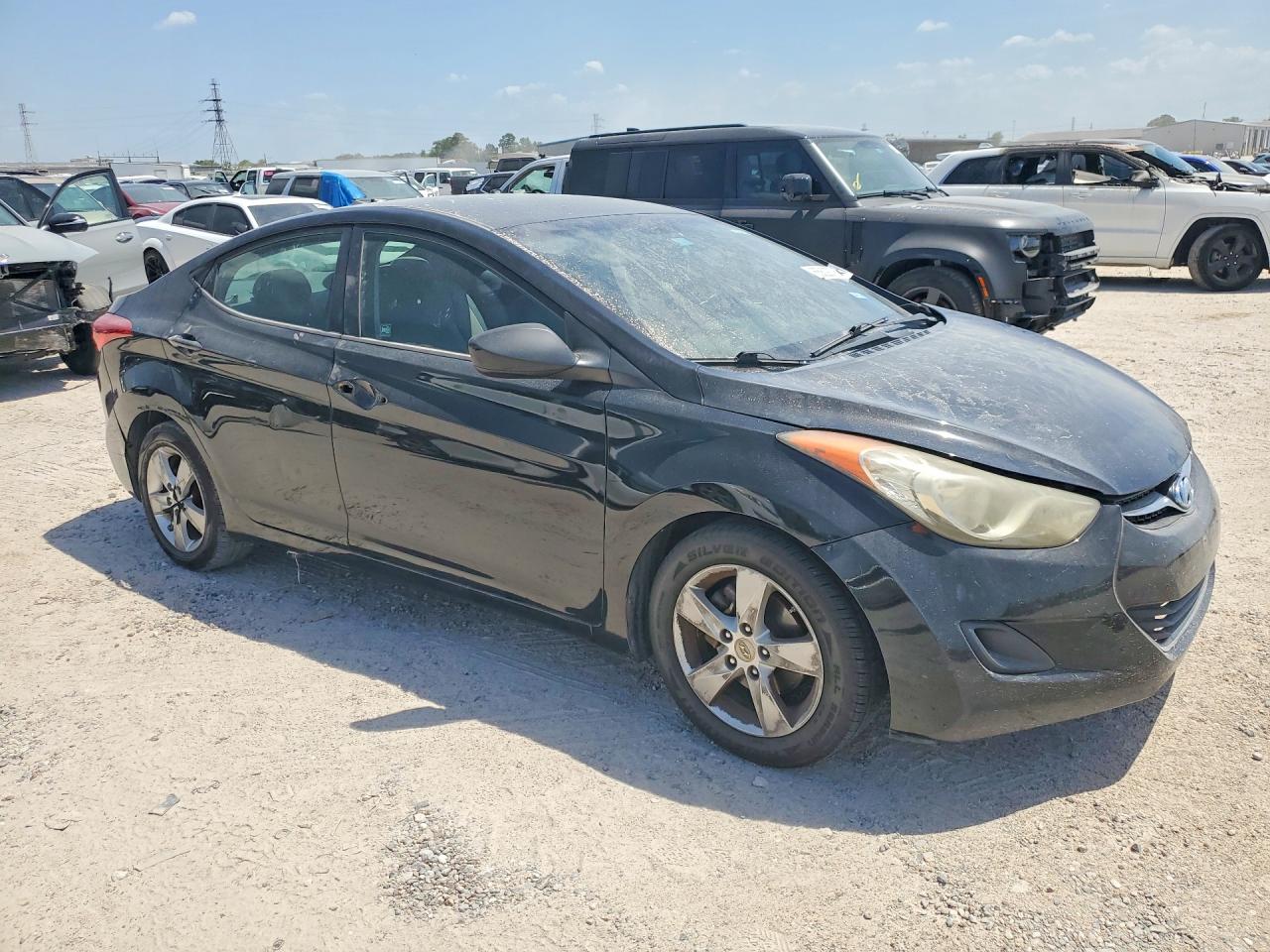 5NPDH4AE9BH022368 · 2011 HYUNDAI ELANTRA · 4/12