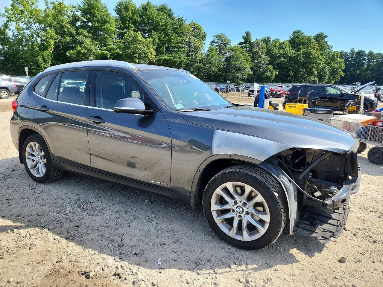 WBAVL1C54FVY39183 · 2015 BMW X1 · 4/14