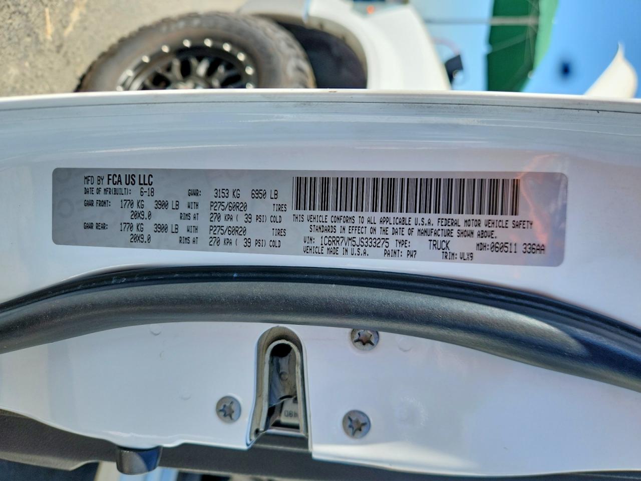 1C6RR7VM5JS333275 · 2018 RAM 1500 · 12/12
