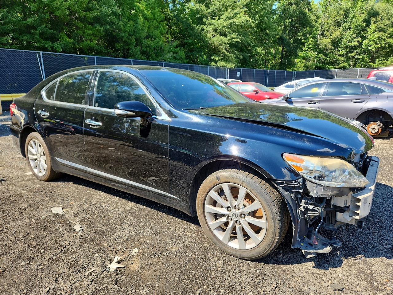 JTHCL5EF3A5005579 · 2010 LEXUS LS · 4/12
