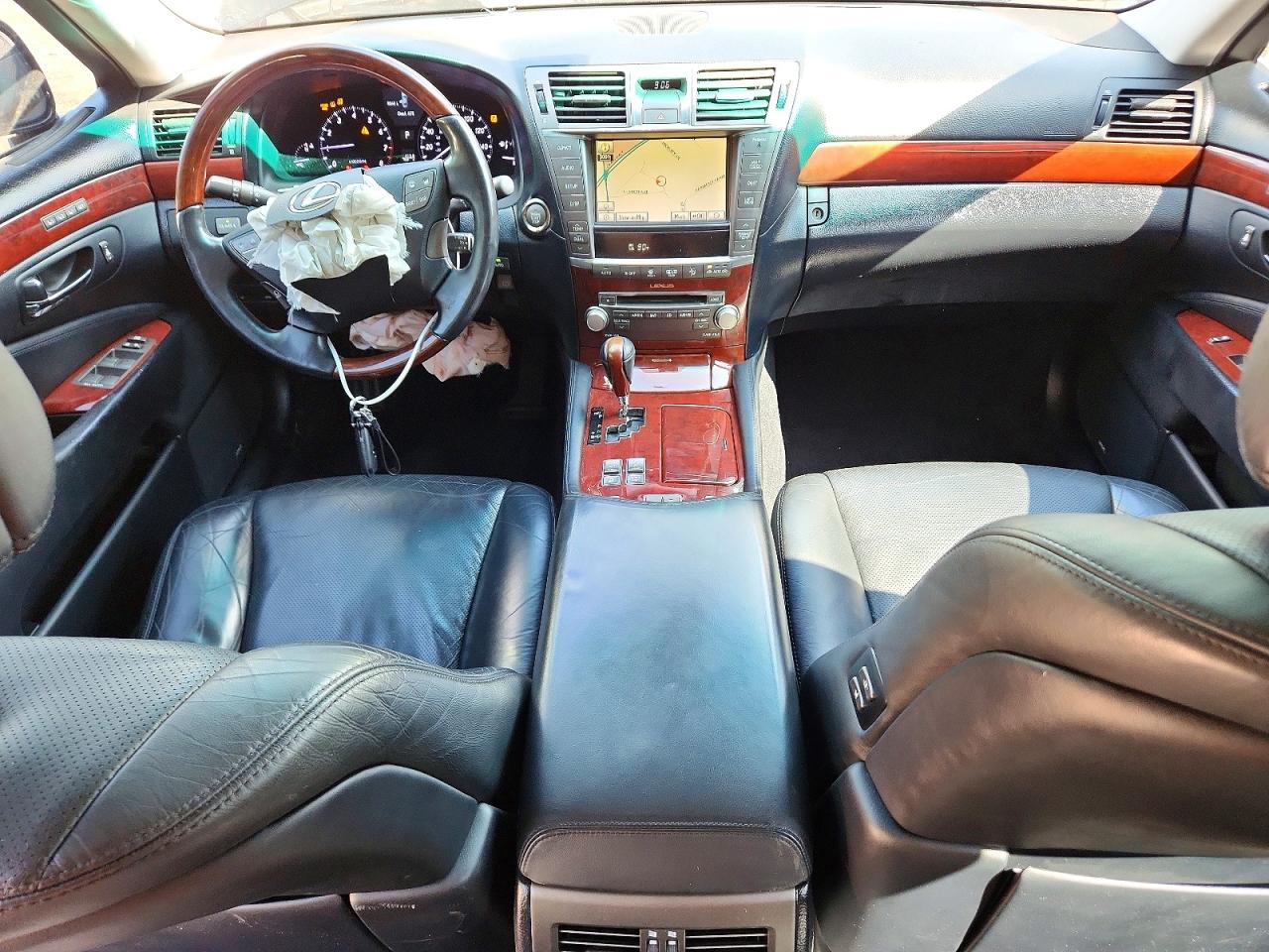 JTHCL5EF3A5005579 · 2010 LEXUS LS · 8/12