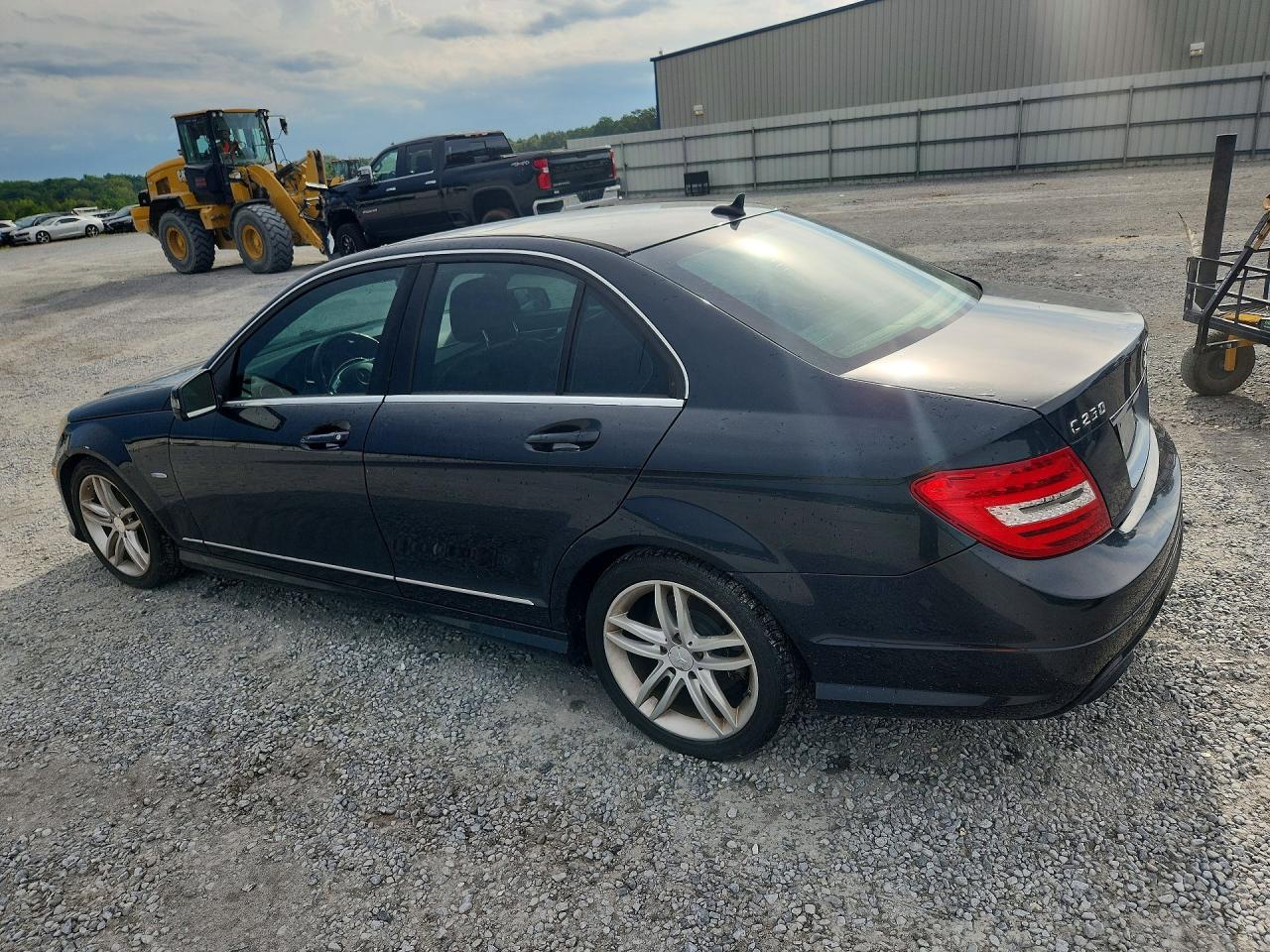 WDDGF4HB5CA624021 · 2012 MERCEDES-BENZ C · 2/12