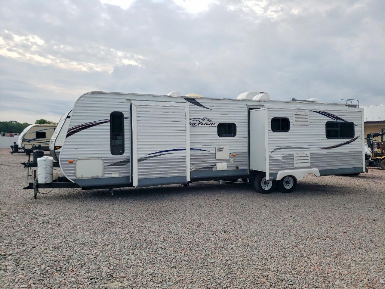 1UJBJ0BSXD18S0106 · 2013 JAYCO JAY FLIGHT · 2/10