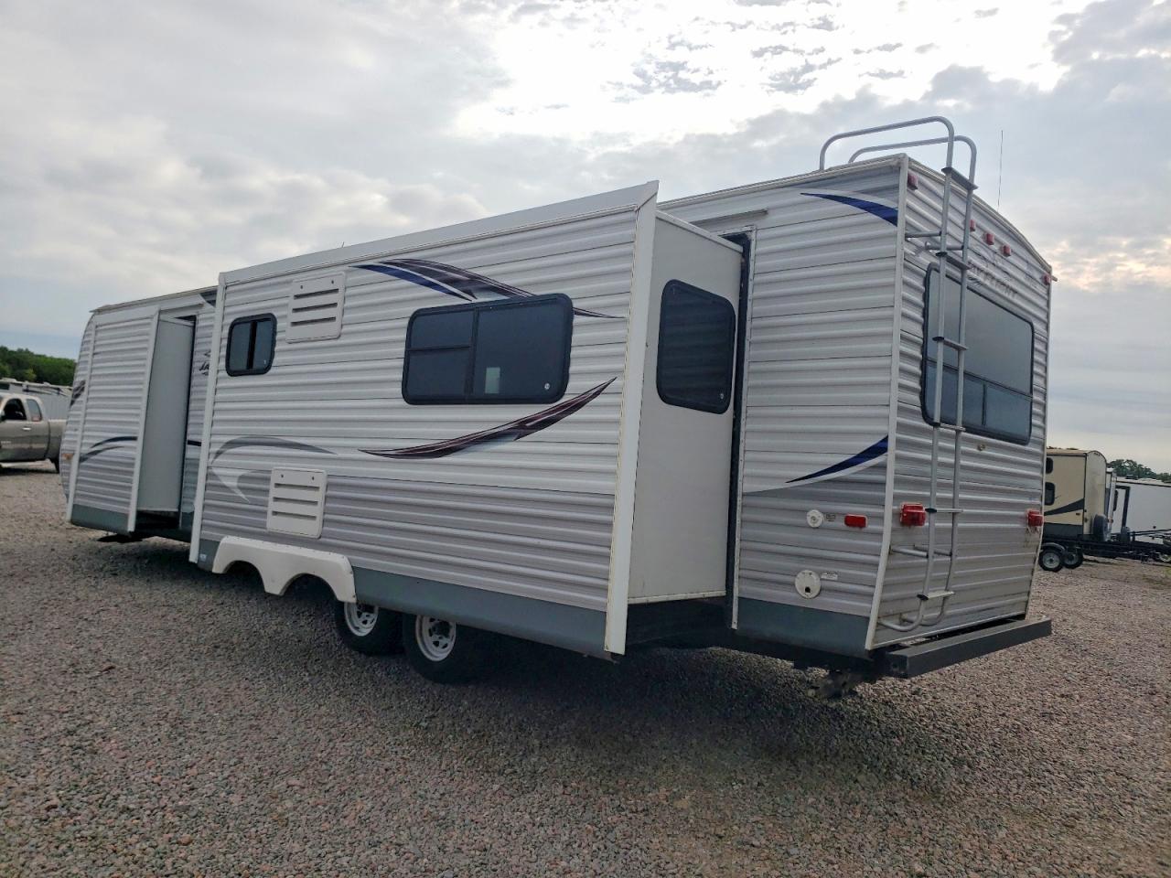 1UJBJ0BSXD18S0106 · 2013 JAYCO JAY FLIGHT · 3/10