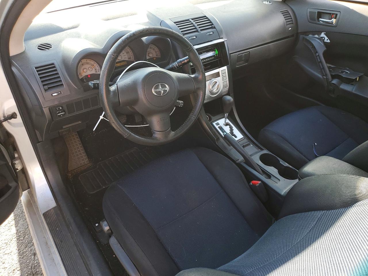 JTKDE177050052904 · 2005 TOYOTA SCION TC · 8/12