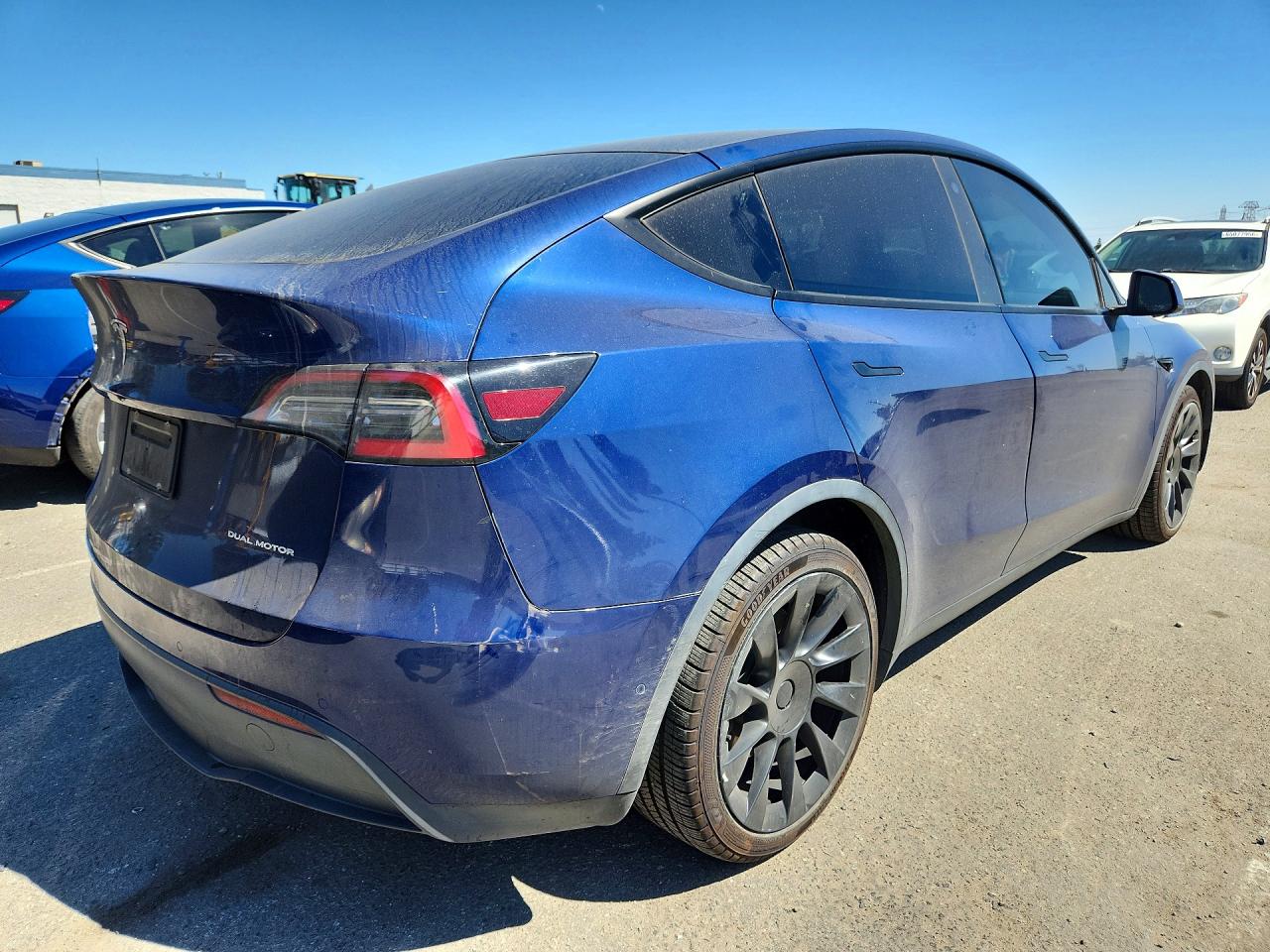 5YJYGDEE7MF097201 · 2021 TESLA MODEL Y · 3/12