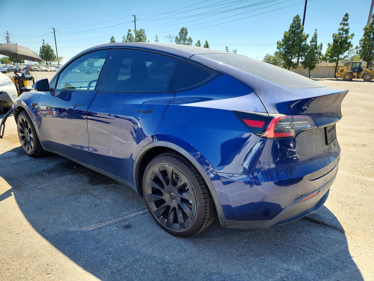 5YJYGDEE7MF097201 · 2021 TESLA MODEL Y · 2/12