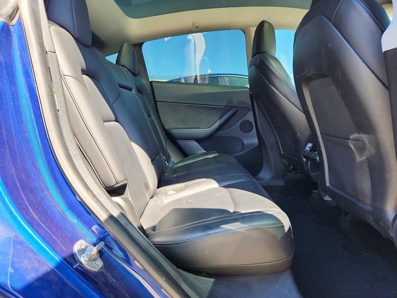 5YJYGDEE7MF097201 · 2021 TESLA MODEL Y · 10/12