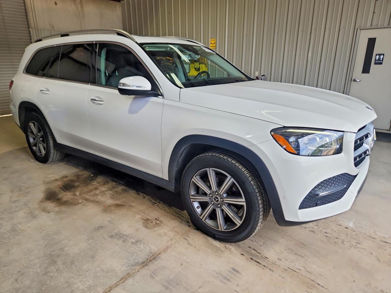 4JGFF5KE3LA143176 · 2020 MERCEDES-BENZ GLS · 4/13