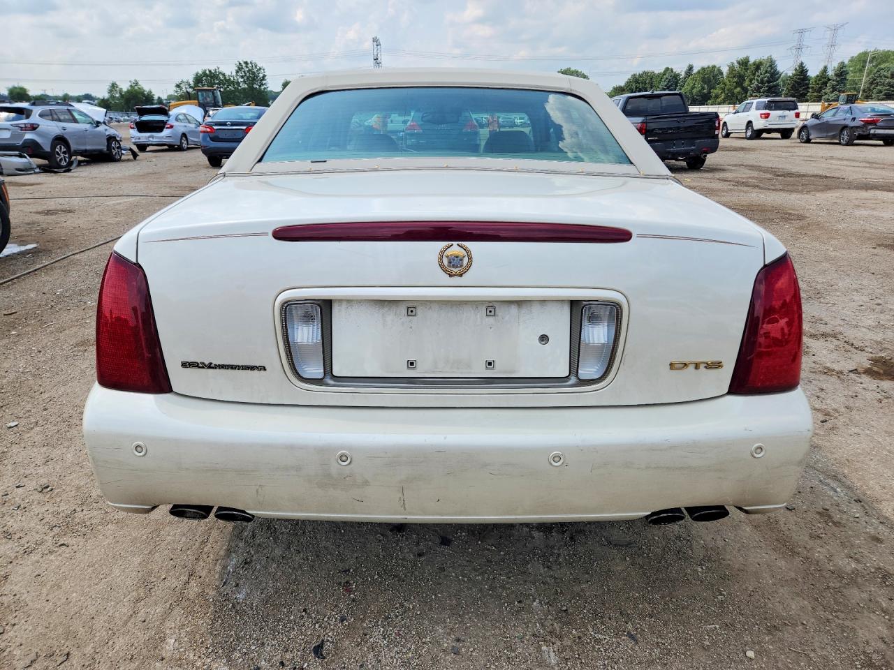 1G6KF5799YU197394 · 2000 CADILLAC DEVILLE · 6/12