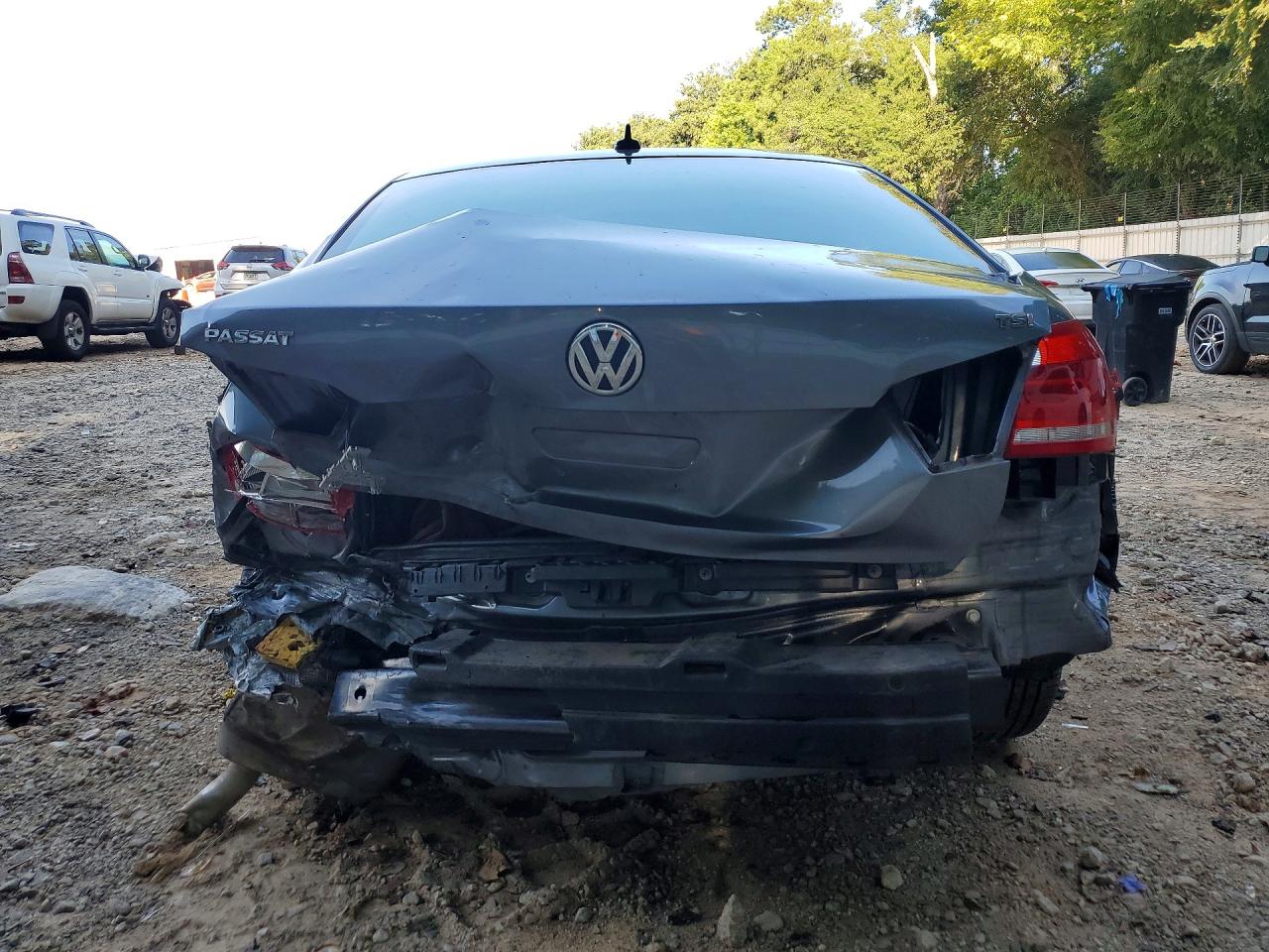 1VWAT7A34EC021403 · 2014 VOLKSWAGEN PASSAT · 6/12