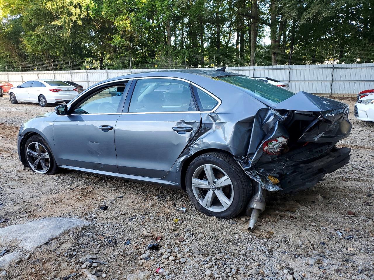 1VWAT7A34EC021403 · 2014 VOLKSWAGEN PASSAT · 2/12