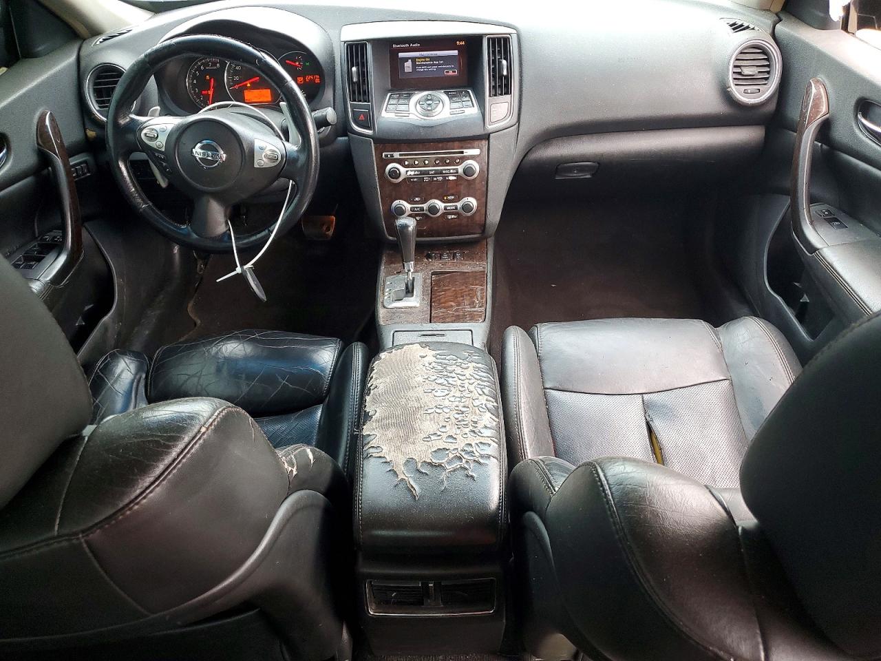 1N4AA5APXBC857363 · 2011 NISSAN MAXIMA · 8/12