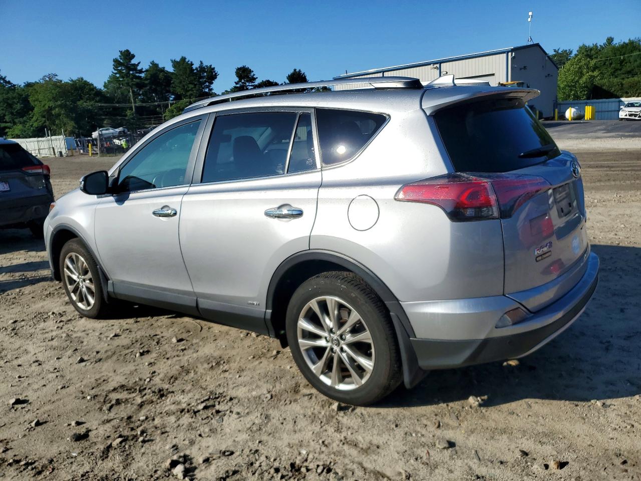 JTMDJREV1JD192238 · 2018 TOYOTA RAV4 HV · 2/13