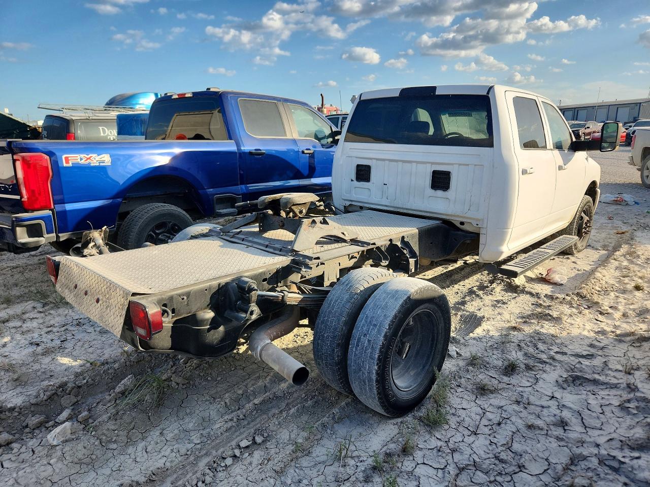 3C7WRSCL1JG346267 · 2018 RAM 3500 · 3/12