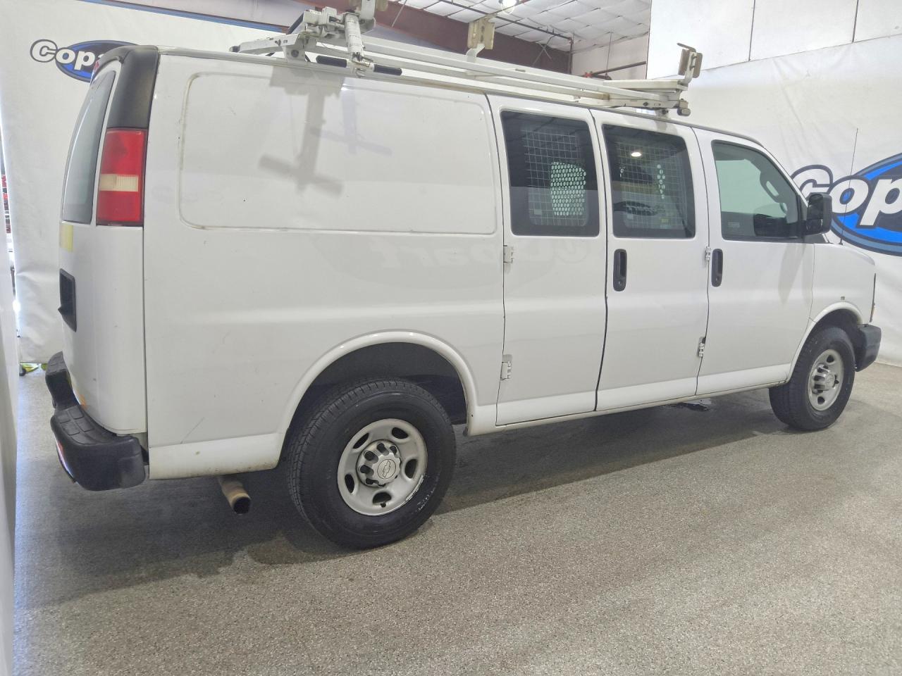 1GCWGAFF0G1226857 · 2016 CHEVROLET EXPRESS G2500 · 3/13