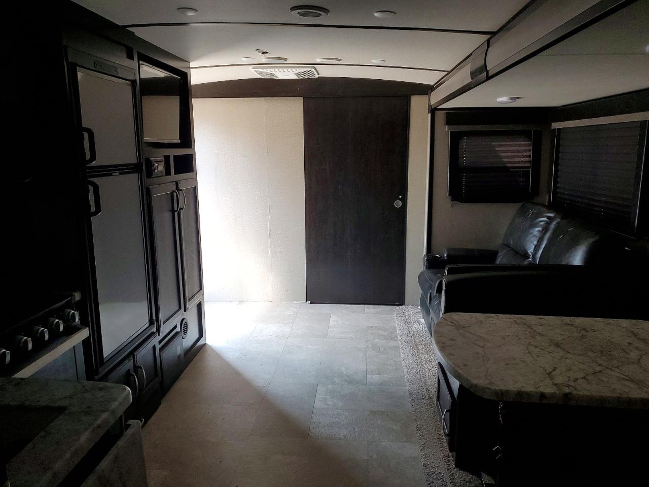 573TE3622K6615585 · 2019 GRAND DESIGN IMAGINE 3000QB · 5/10