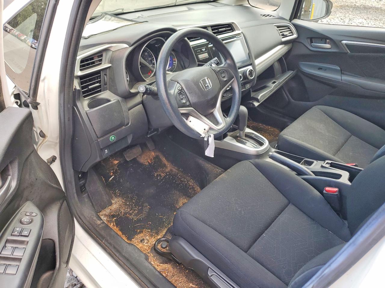 JHMGK5H73GX006138 · 2016 HONDA FIT · 8/12