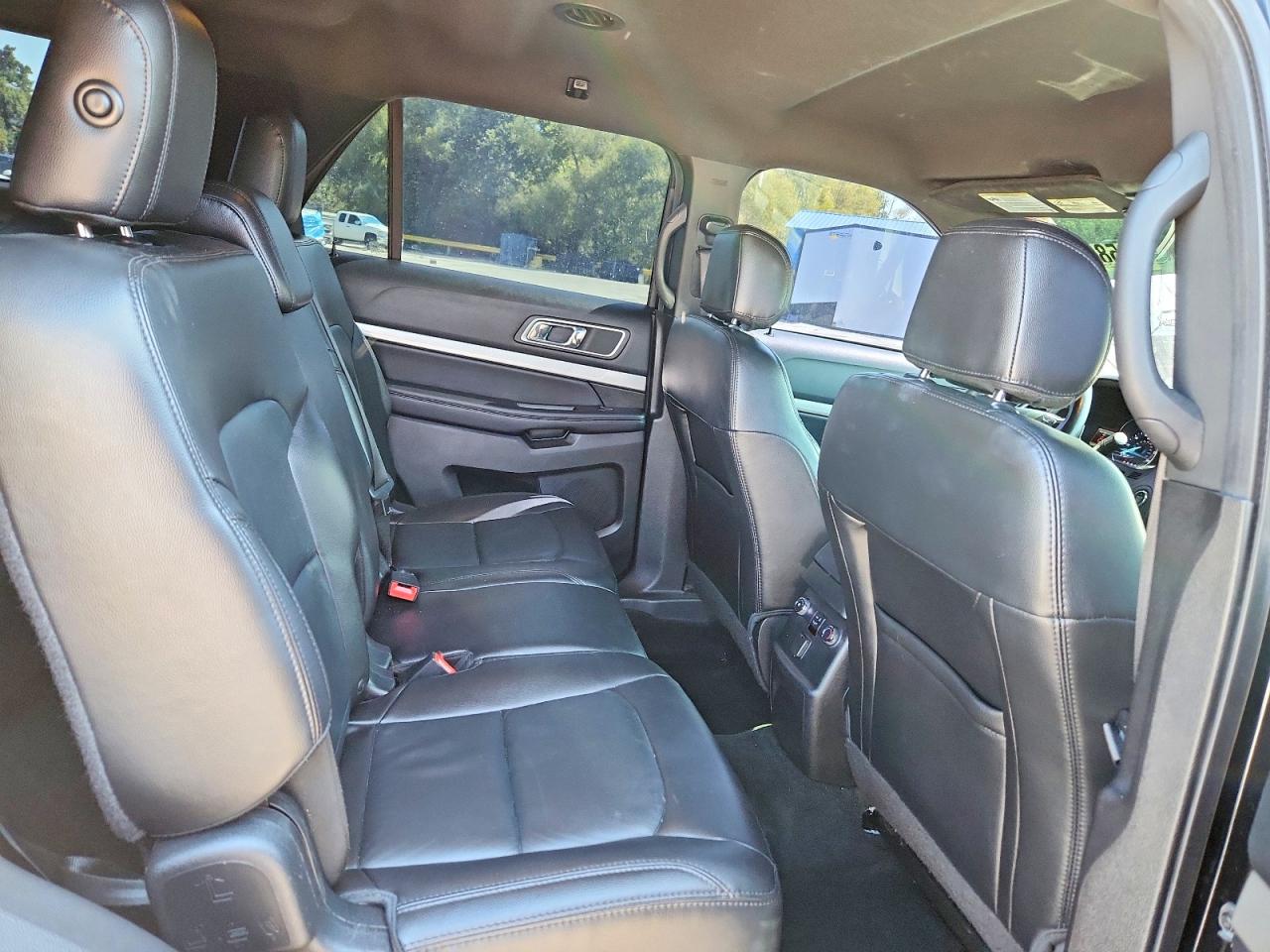 1FM5K8D86HGB79111 · 2017 FORD EXPLORER · 11/13