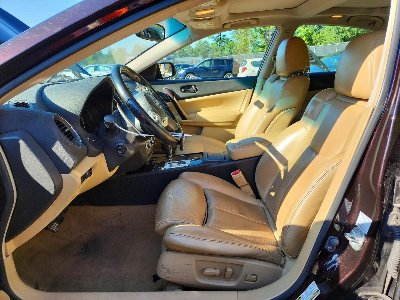1N4AA5AP6BC841936 · 2011 NISSAN MAXIMA · 7/12