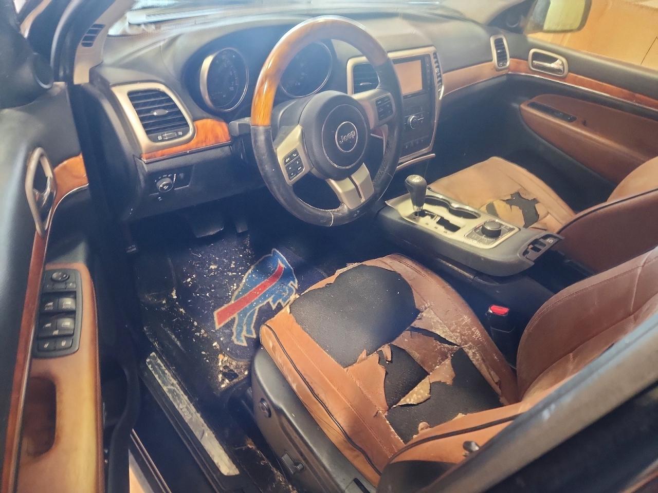 1C4RJFCT6CC222493 · 2012 JEEP GRAND CHEROKEE · 8/13