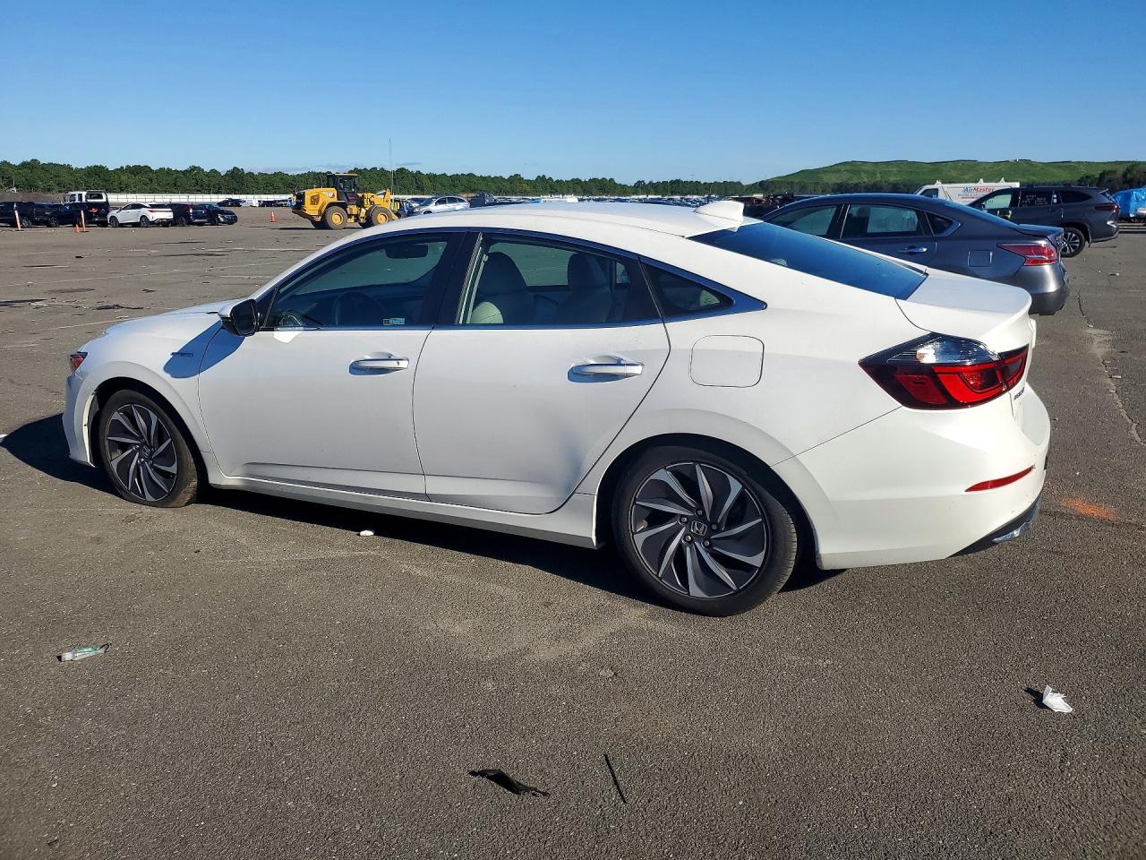 19XZE4F99KE008775 · 2019 HONDA INSIGHT · 2/13
