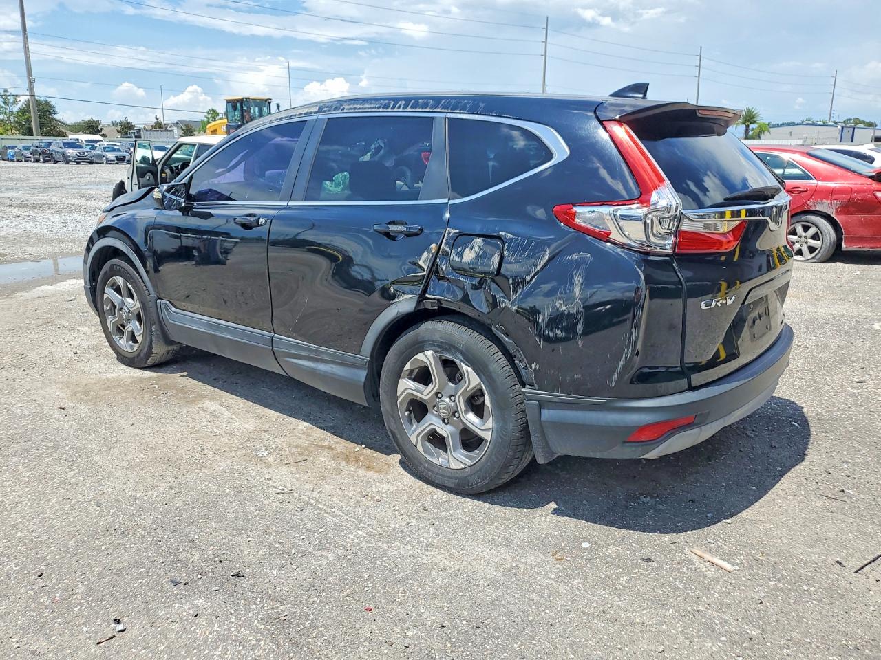7FARW1H83HE045814 · 2017 HONDA CR-V · 2/13