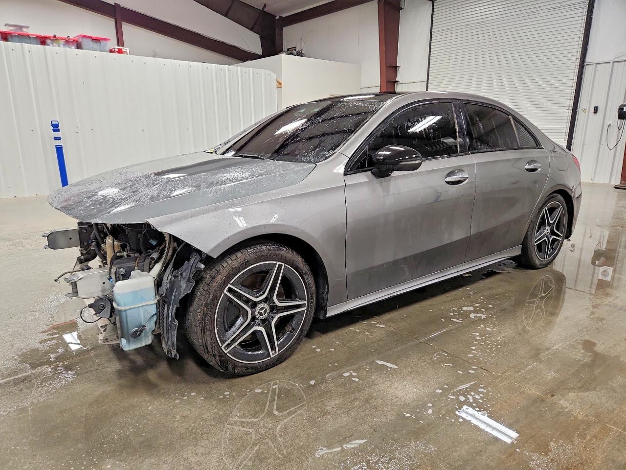 2019 MERCEDES-BENZ A