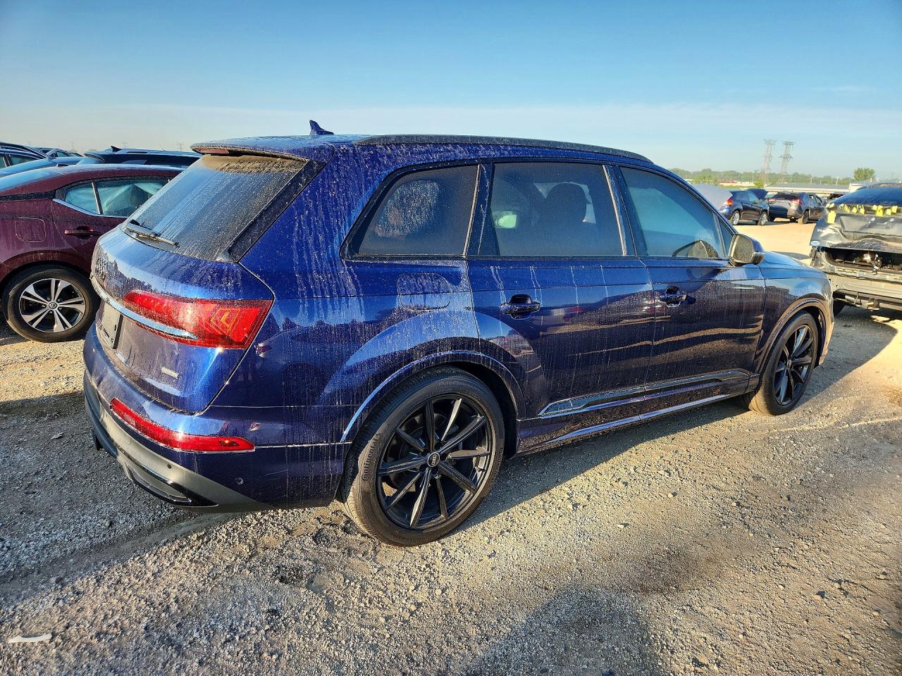 WA1LXAF79MD023529 · 2021 AUDI Q7 · 3/13