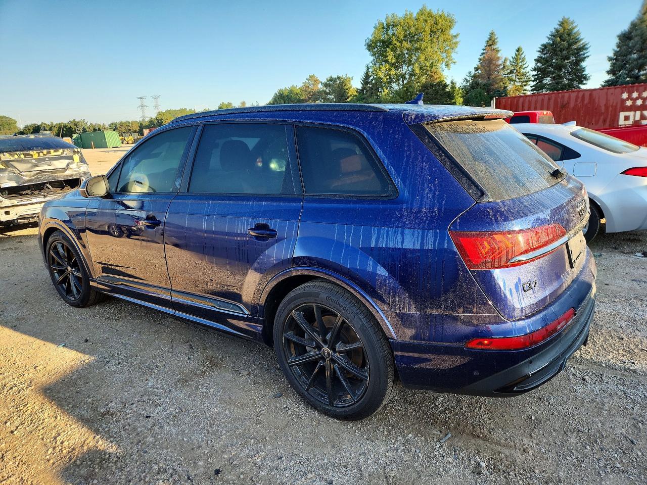 WA1LXAF79MD023529 · 2021 AUDI Q7 · 2/13