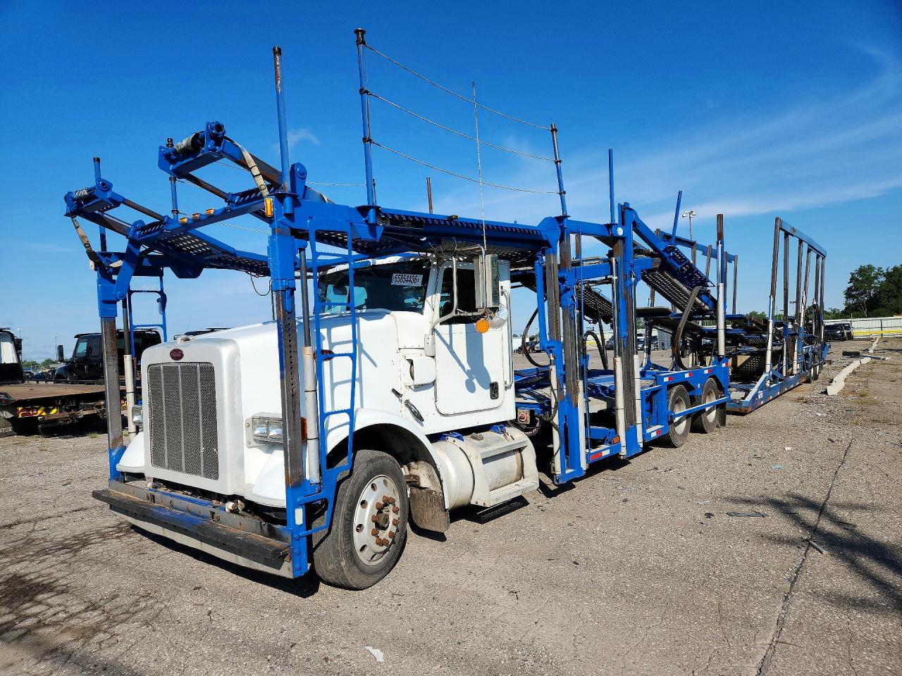 1NPSL79X4CD153348 · 2012 PETERBILT 365