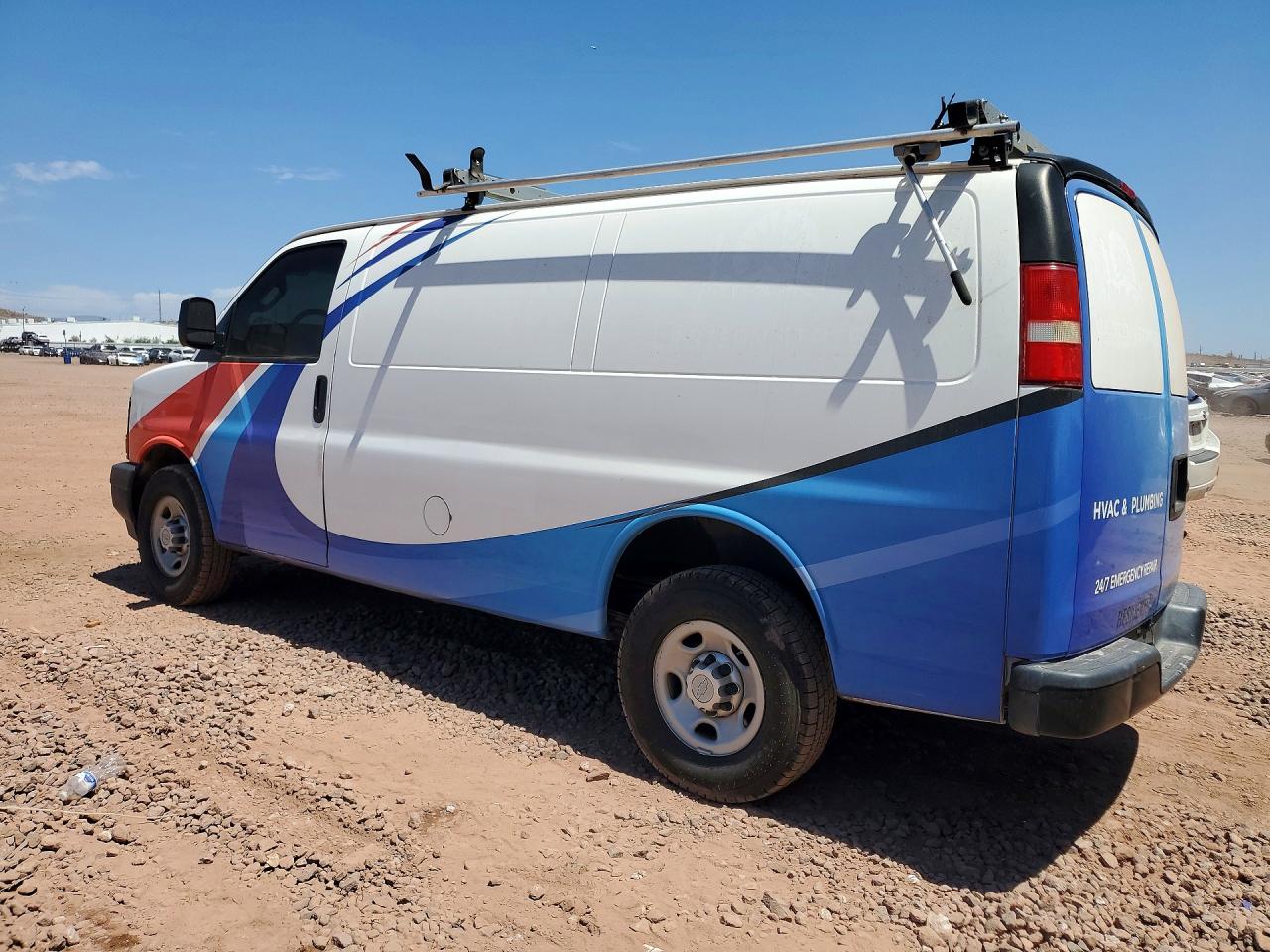 1GCWGAFF5H1295805 · 2017 CHEVROLET EXPRESS G2500 · 2/13
