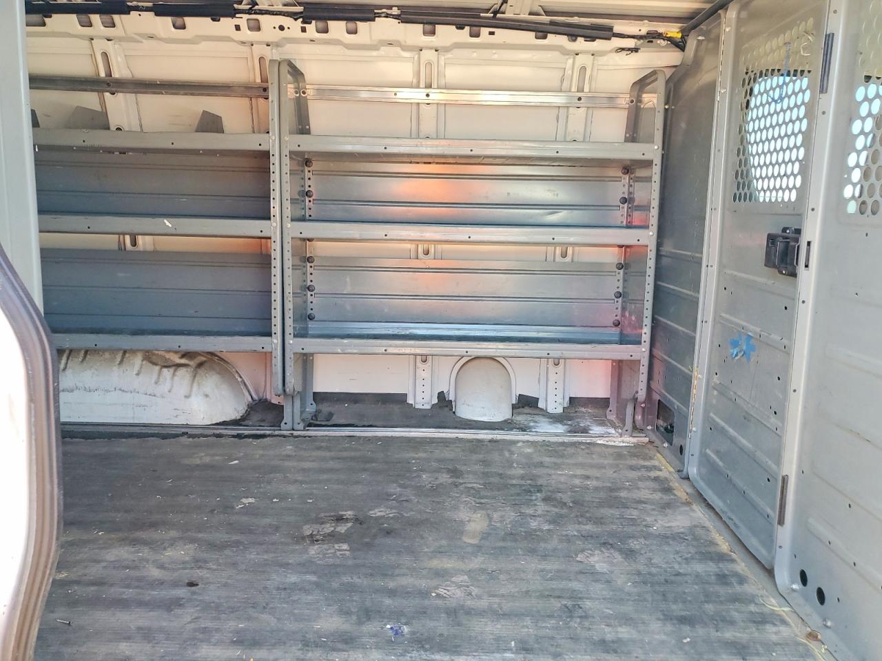 1GCWGAFF5H1295805 · 2017 CHEVROLET EXPRESS G2500 · 11/13