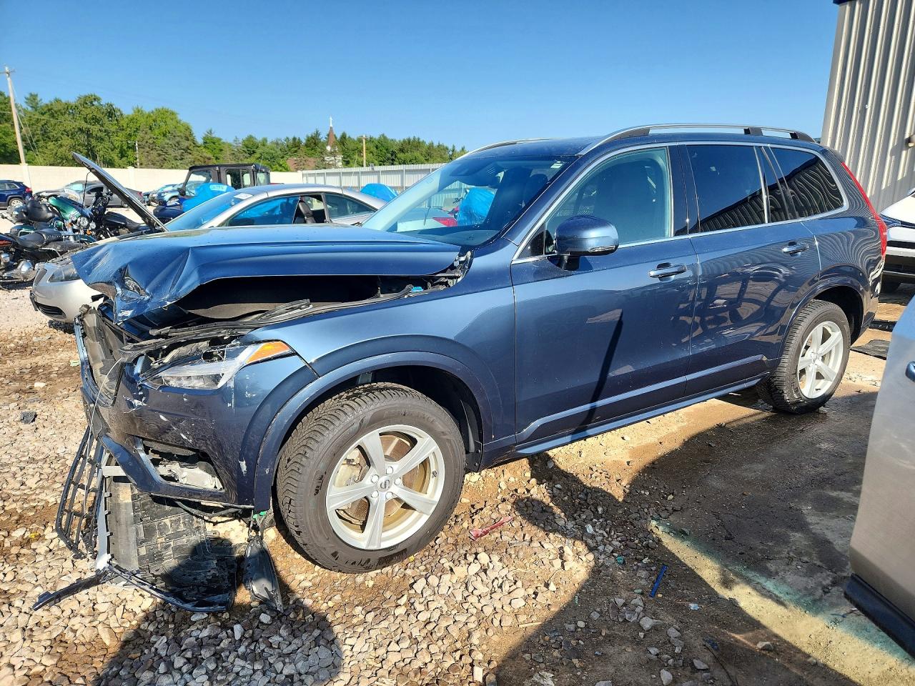 YV4102PK5J1385569 · 2018 VOLVO XC90