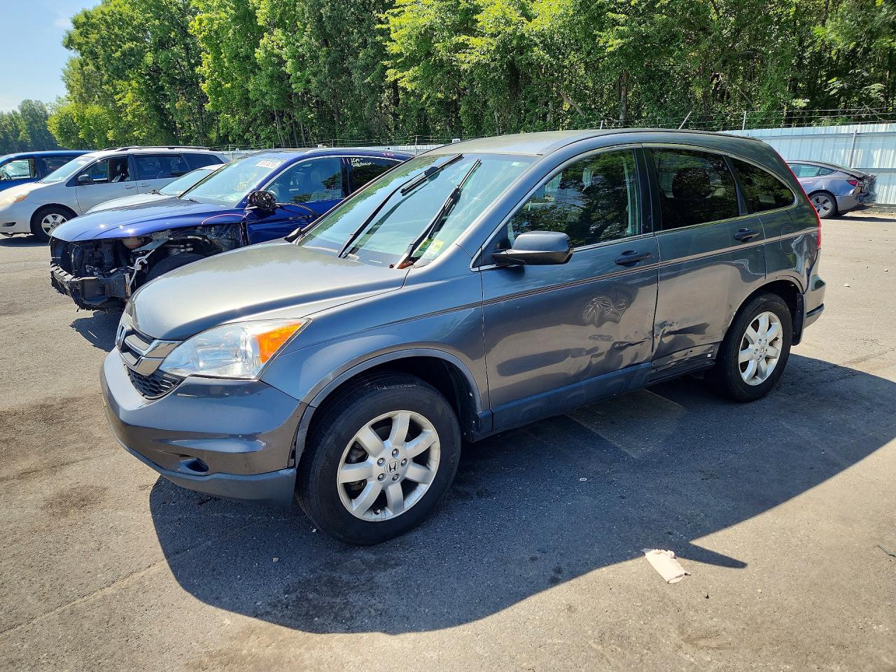 JHLRE4H42BC002683 · 2011 HONDA CR-V
