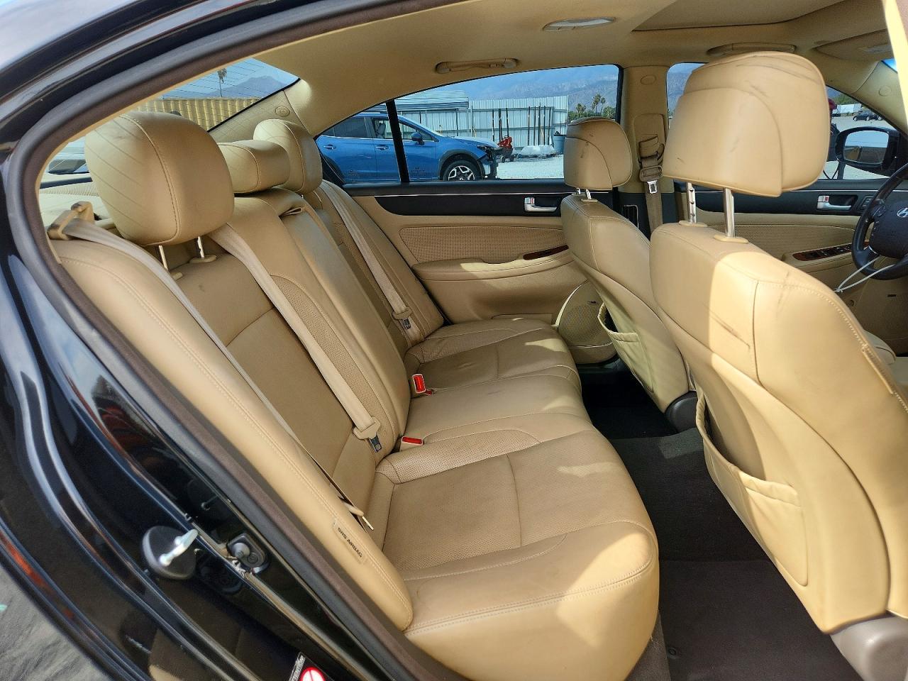 KMHGC4DD3DU256444 · 2013 HYUNDAI GENESIS · 10/13