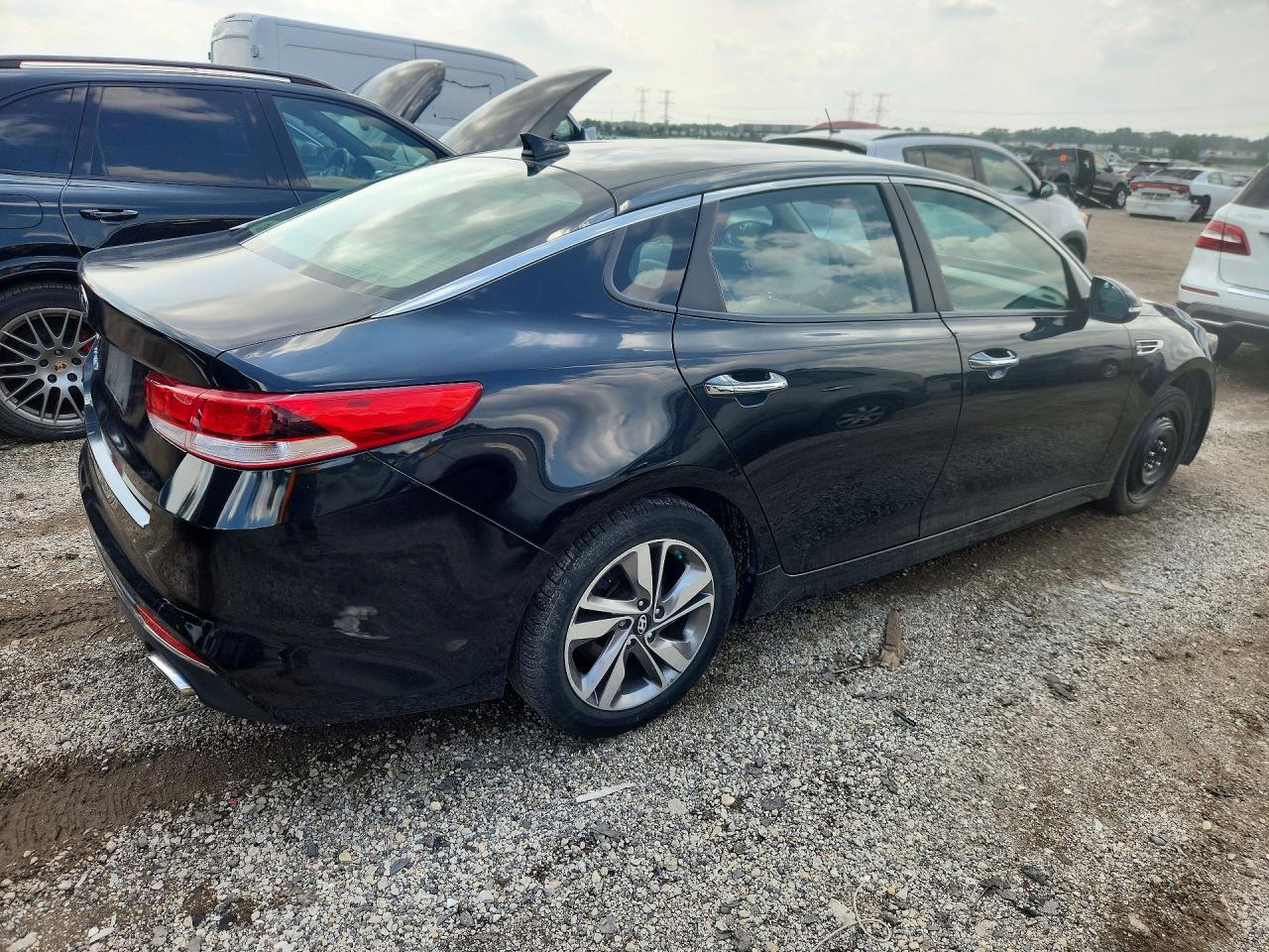 5XXGT4L31GG098953 · 2016 KIA OPTIMA · 3/12